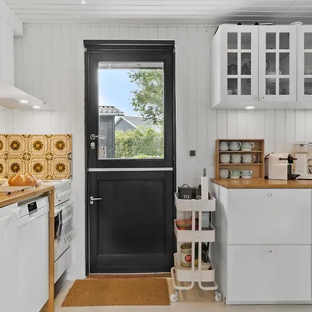 3 Bedroom Cozy In Casa de Férias *