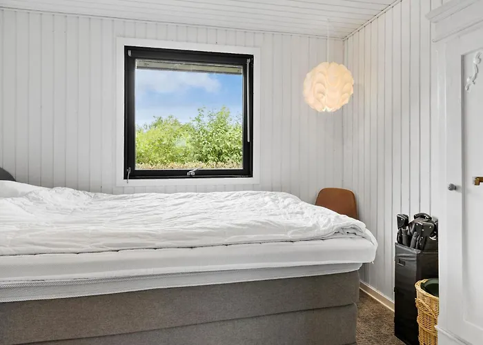 3 Bedroom Cozy In Casa de Férias